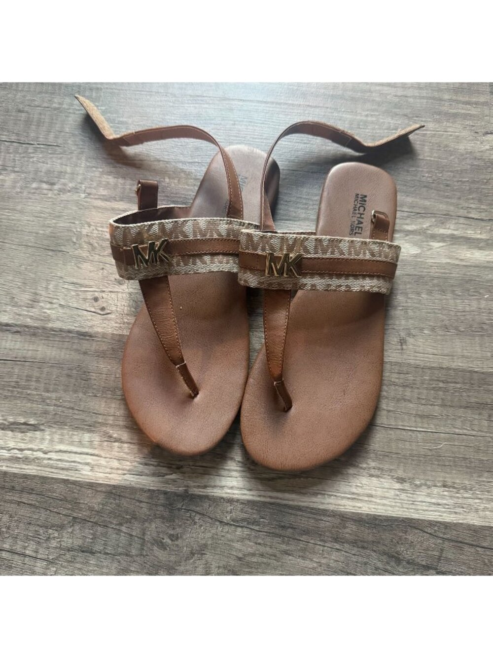 Michael Kors Womens Brown MK Logo Strap Sandals With Gold Accent - Size 4